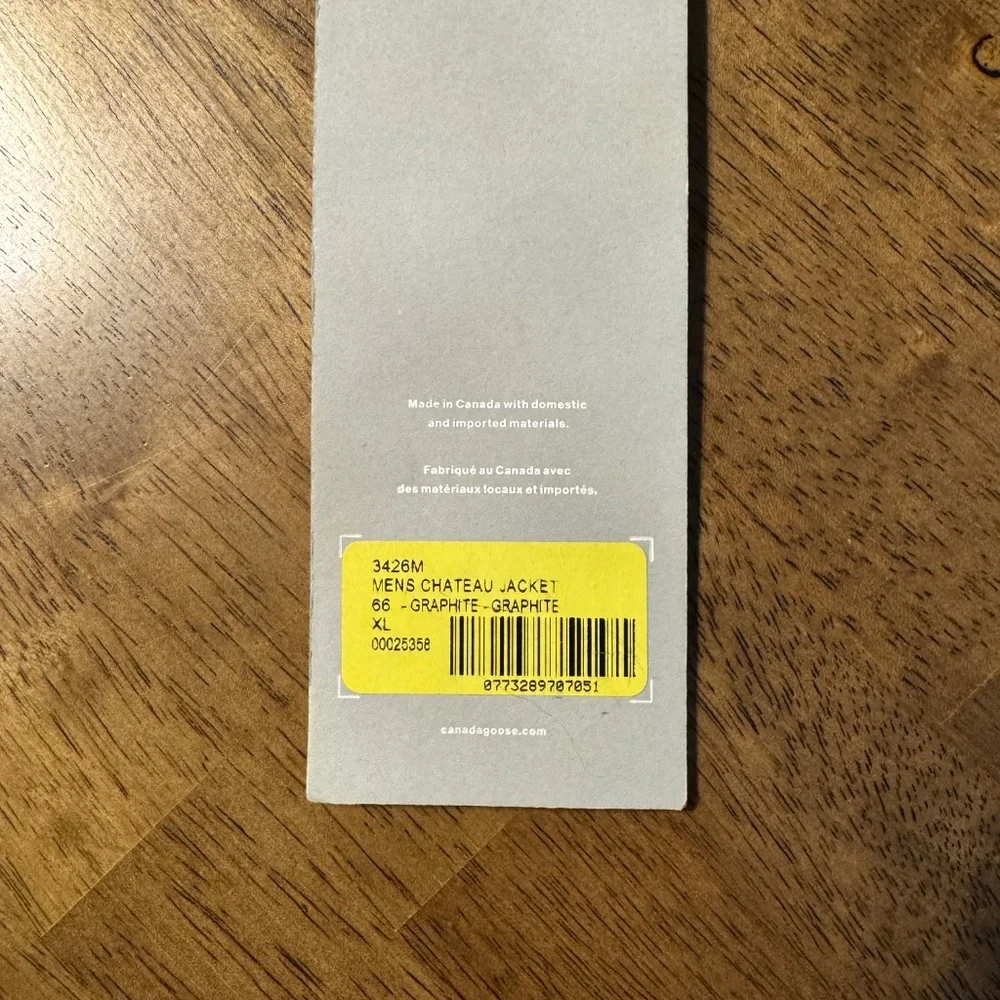 Men’s Canada Goose Chateau Jacket - Picture 8 of 9